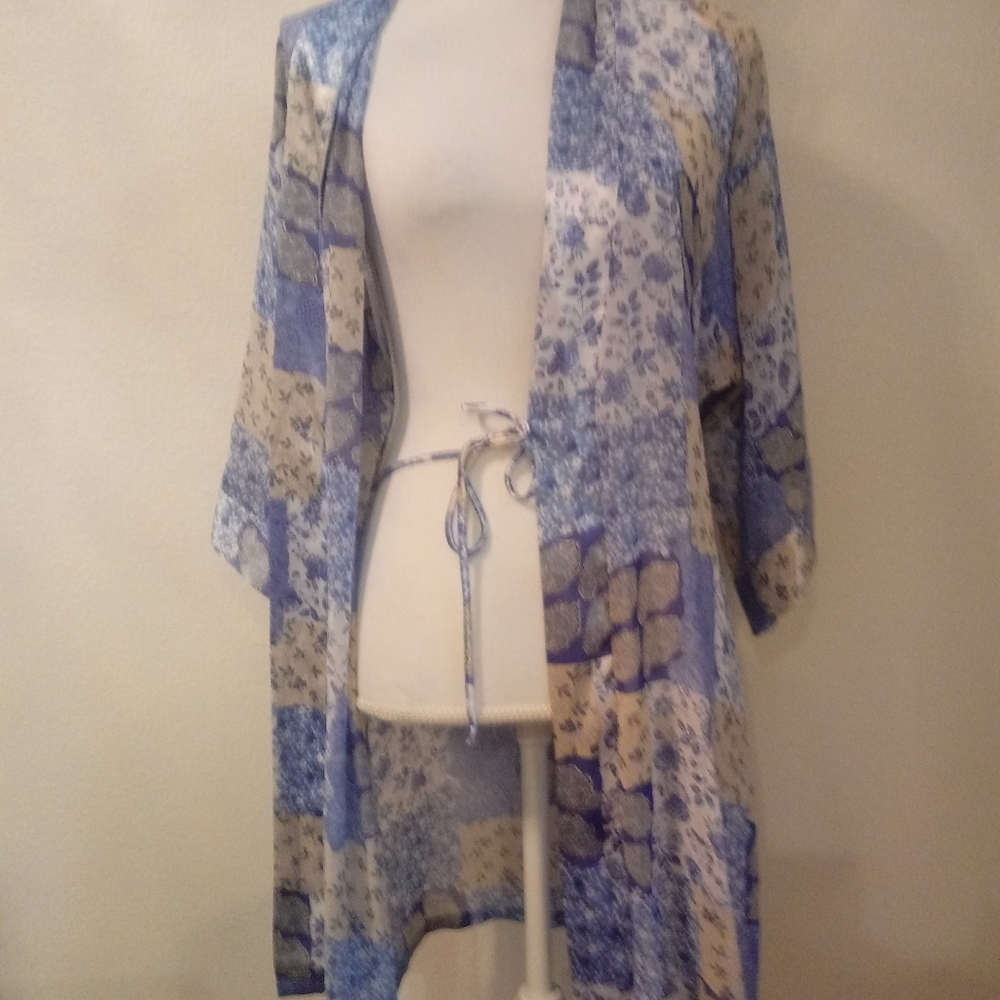 Floral Patchwork Kimono Robe - Picture 2 of 6